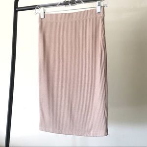 FOREVER 21 Ribbed Knit Pencil Skirt